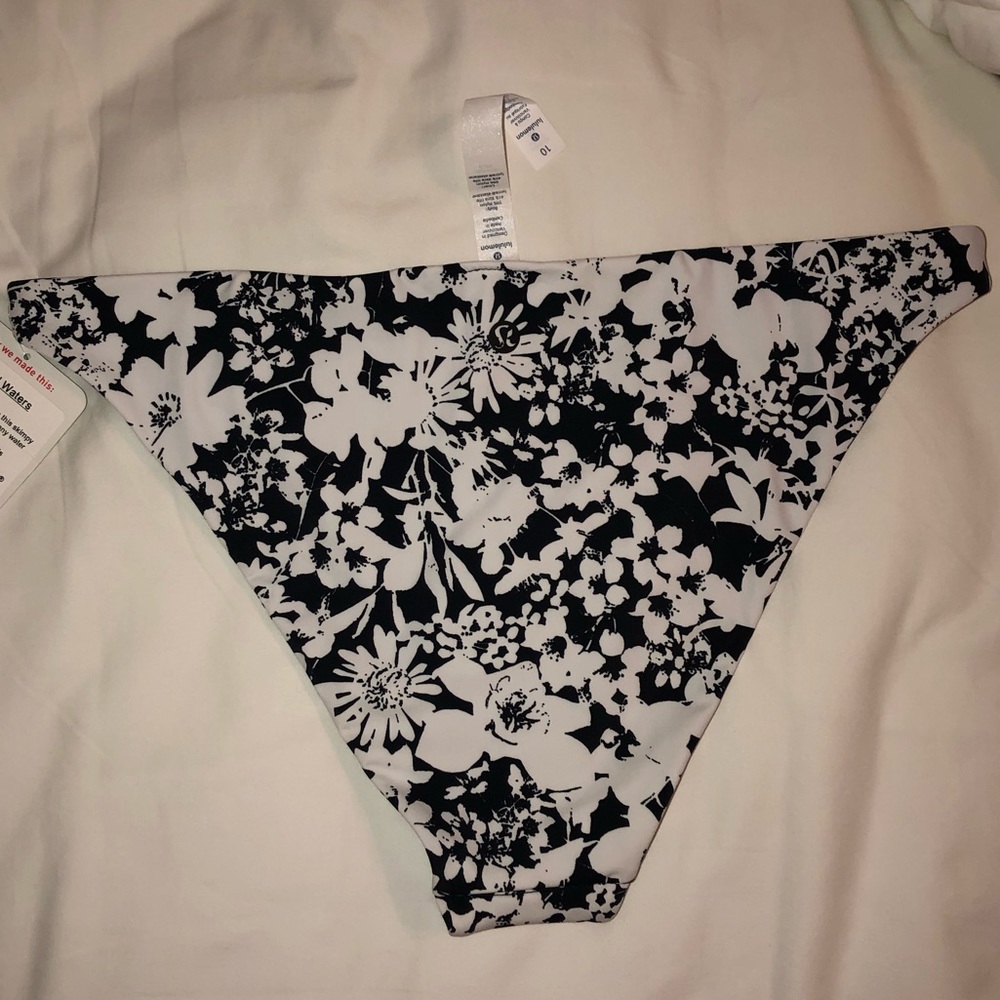 SOLD ON M Lululemon swim bottoms - Picture 6 of 8